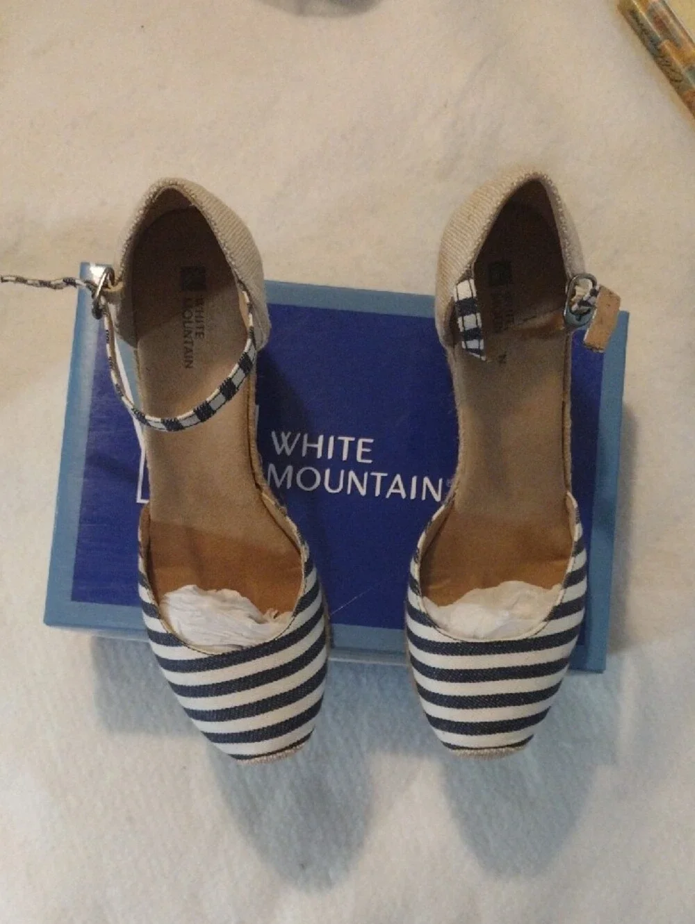White Mountain Denim Navy and Beige Striped Espadrille Wedge Sandals Size 10